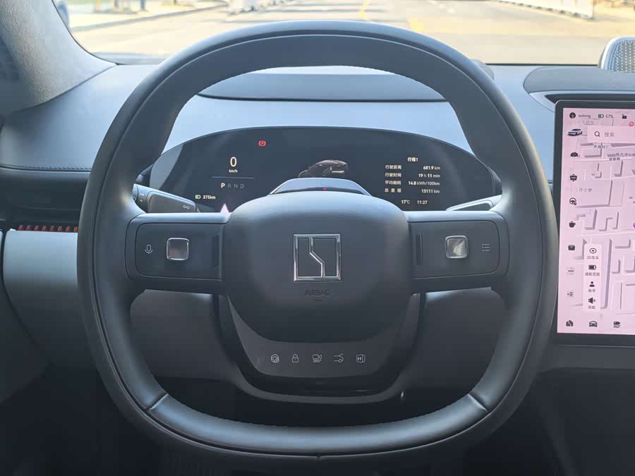 极氪 极氪007 2024 汽车图片 #12