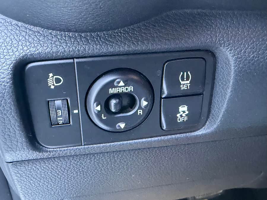 Kia Pegas 2022 image de voiture #12