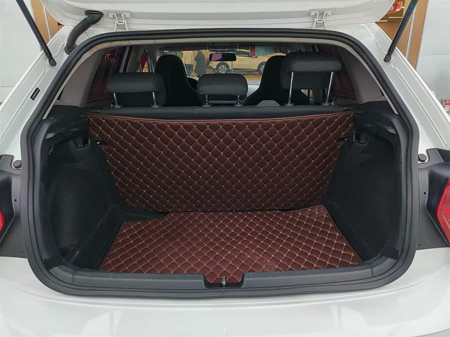Volkswagen Polo 2020 car image #12