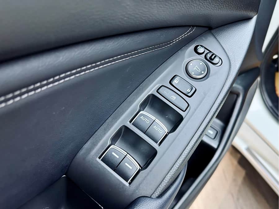 Honda Accord 2019 car image #12