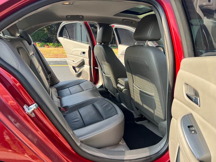 Chevrolet Malibu 2012 car image #12