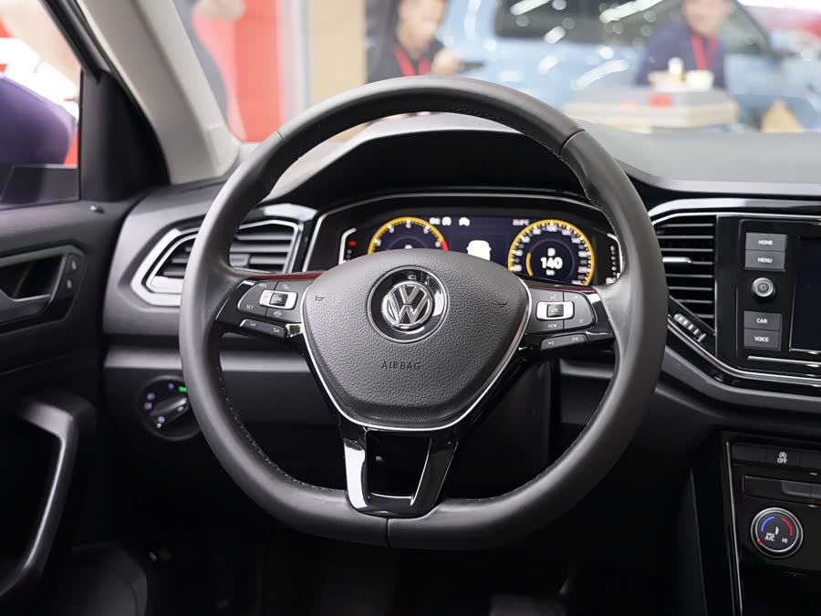 Volkswagen T-Roc 2020 #12 Volkswagen T-Roc 2020 car image #12