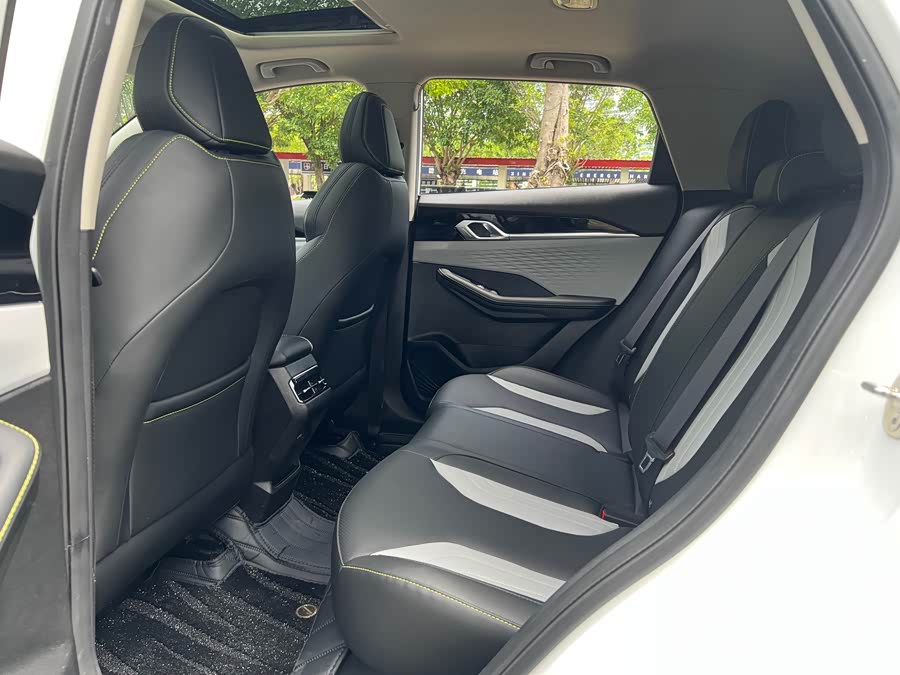 GEELY Coolray 2022 #12 GEELY Coolray 2022 car image #12