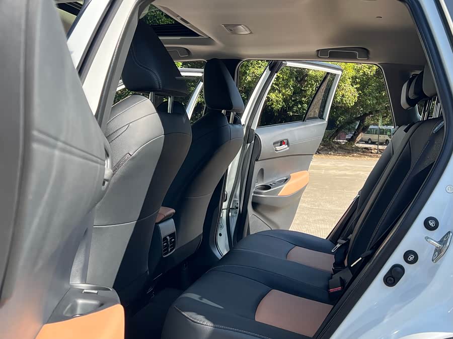 Toyota Frontlander 2023 car image #12