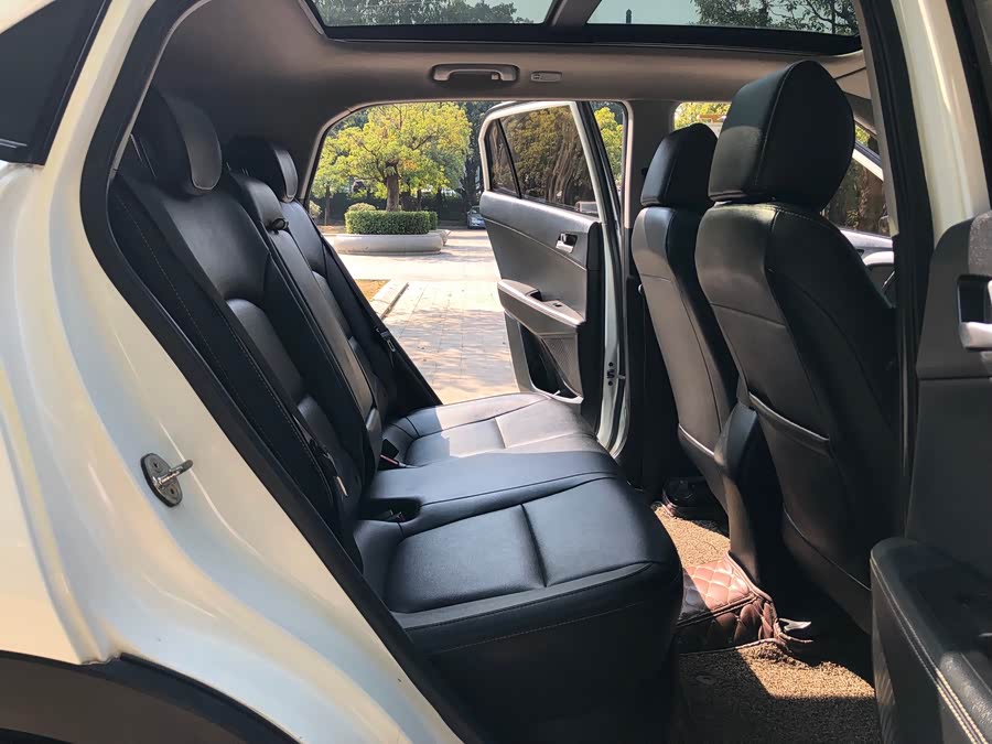 Hyundai ix25 2017 car image #12