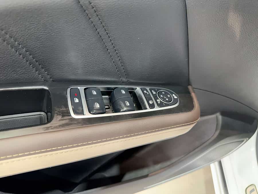 BYD Song MAX New Energy 2022 car image #12