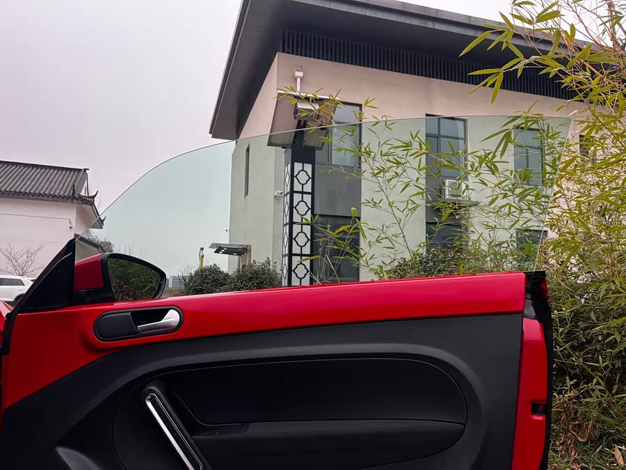 Volkswagen Beetle 2017 car image #12