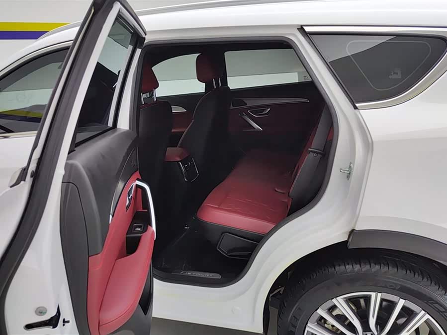 Jetour X70 PLUS 2024 صورة سيارة #12