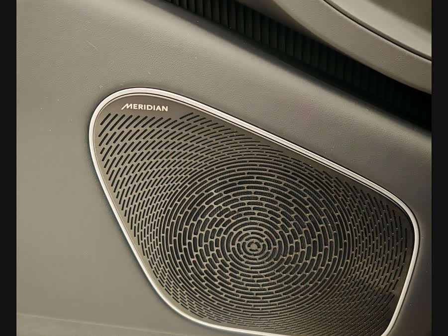 Avatr 12 2024 car image #12