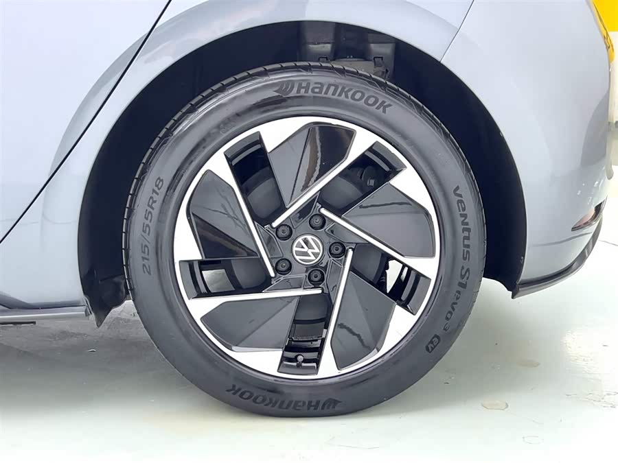 Volkswagen ID.3 2022 car image #12