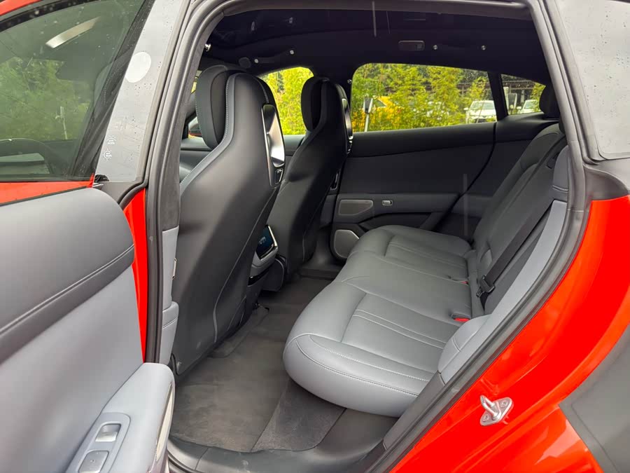 MI YU7 2025 #12 MI YU7 2025 car image #12