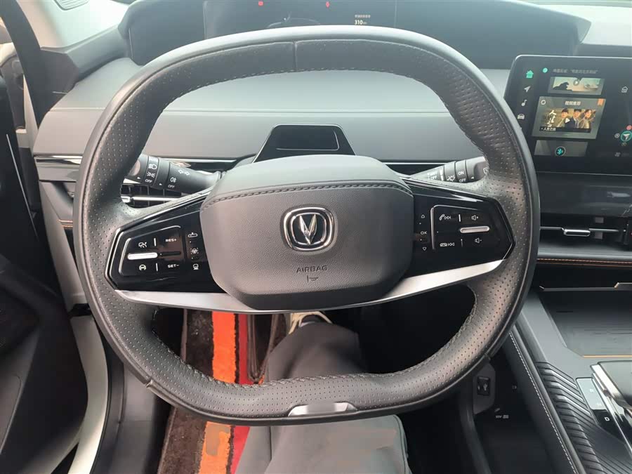 Changan UNI-K iDD 2022 car image #12