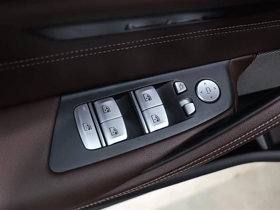 BMW 5 Series 2021 car image #12