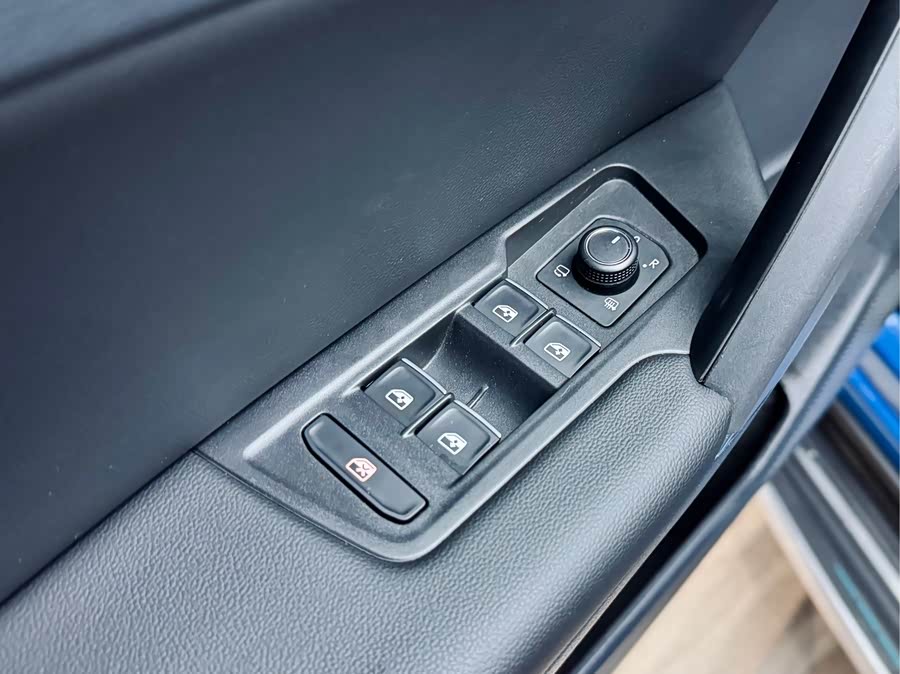 Volkswagen Tayron 2020 immagine di auto #12