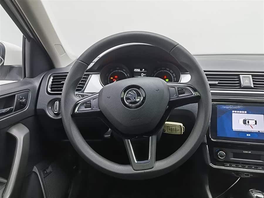 Skoda Rapid 2020 imagen de coche #12