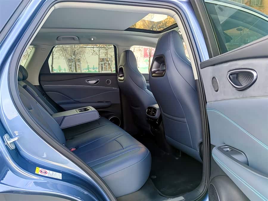 BYD Sea Lion 07 DM-i 2025 car image #12