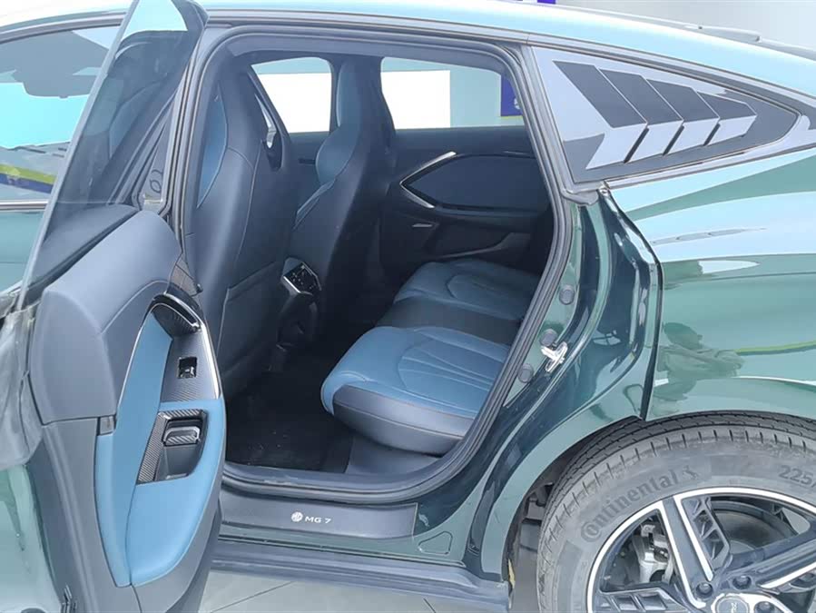 MG 7 2023 car image #12