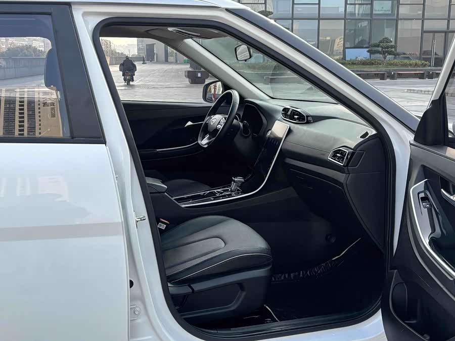 Hyundai ix25 2019 car image #12