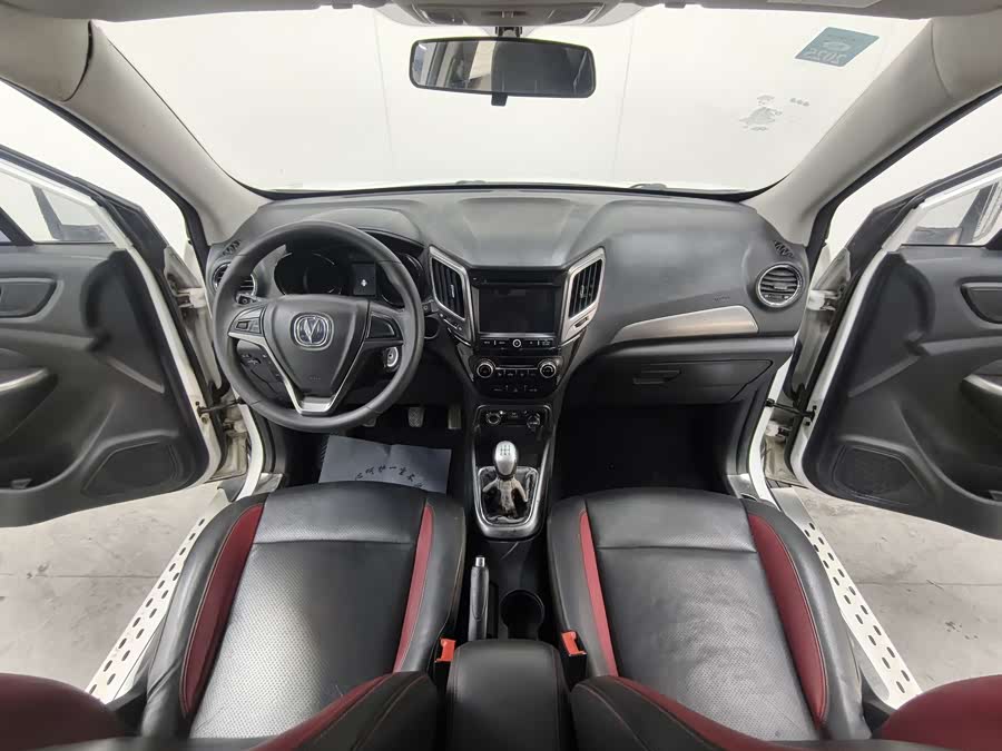 Changan CS15 2016 car image #12