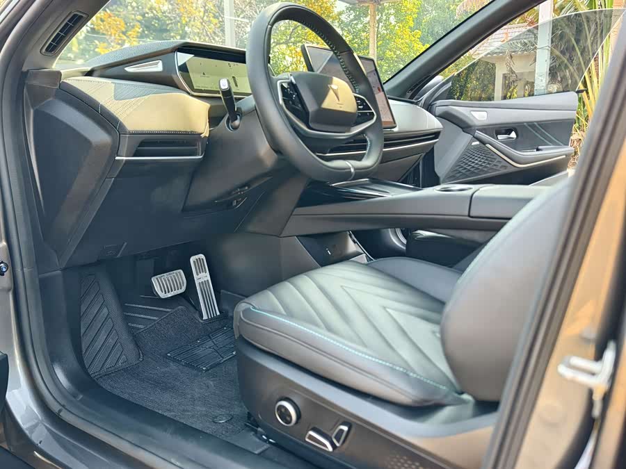 Deepal SL03 2024 #12 Deepal SL03 2024 car image #12