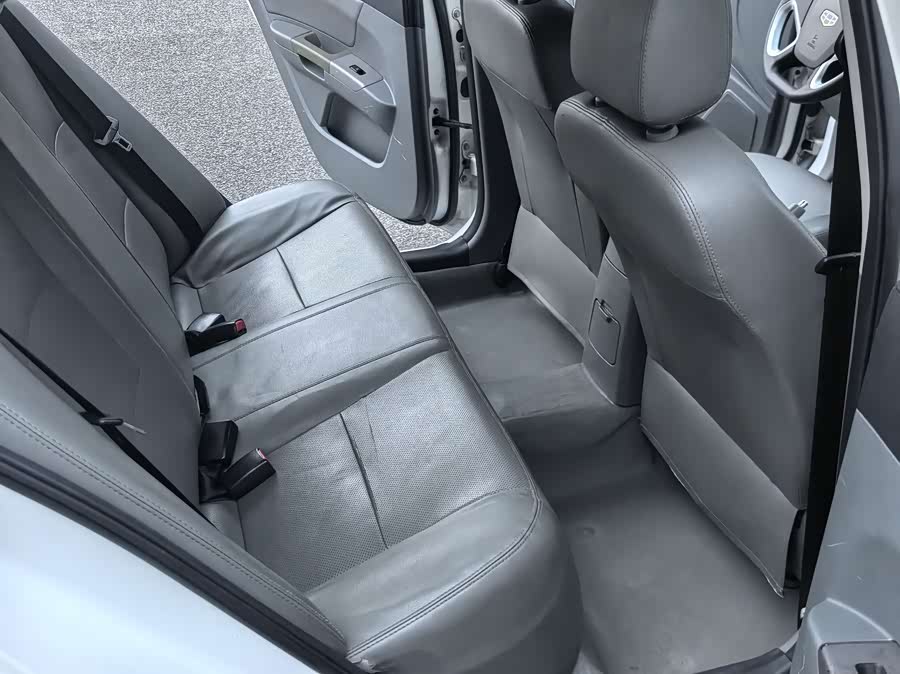 GEELY Emgrand Classic 2018 car image #12