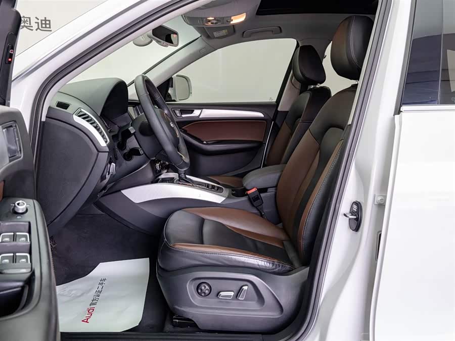 Audi Q5 2017 car image #12