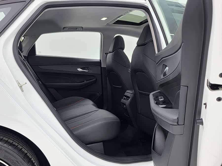GEELY Binray 2024 car image #12