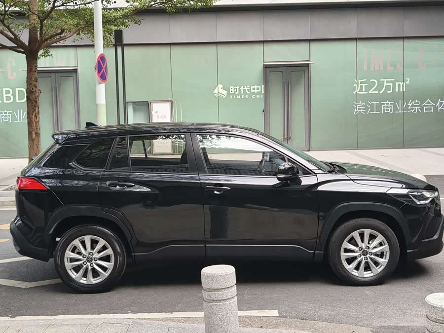 Toyota Corolla Cross 2023 car image #12