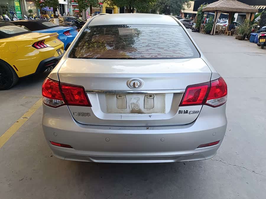 Great Wall C30 2012 car image #12