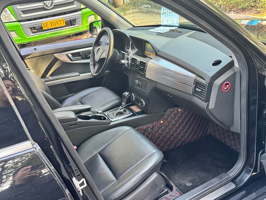 Mercedes-Benz GLK Class (Imported) 2011 car image #12