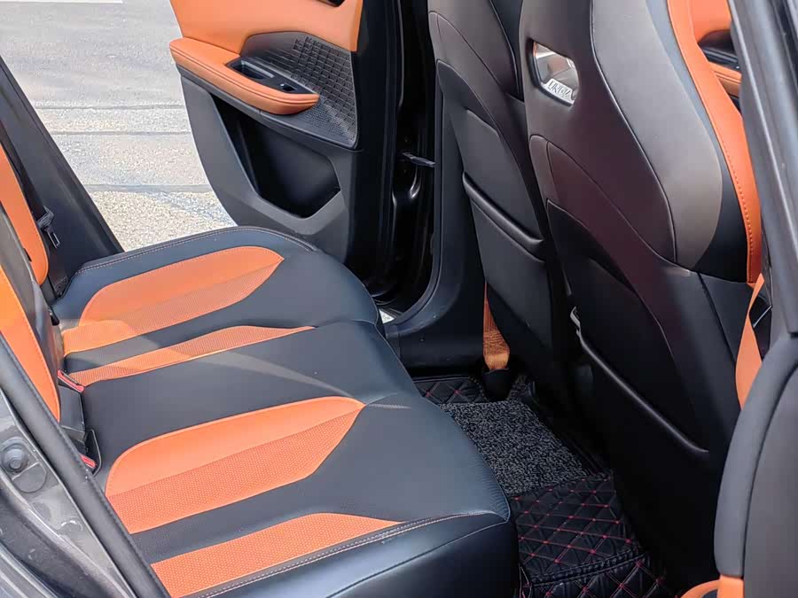 Changan UNI-V 2023 car image #12