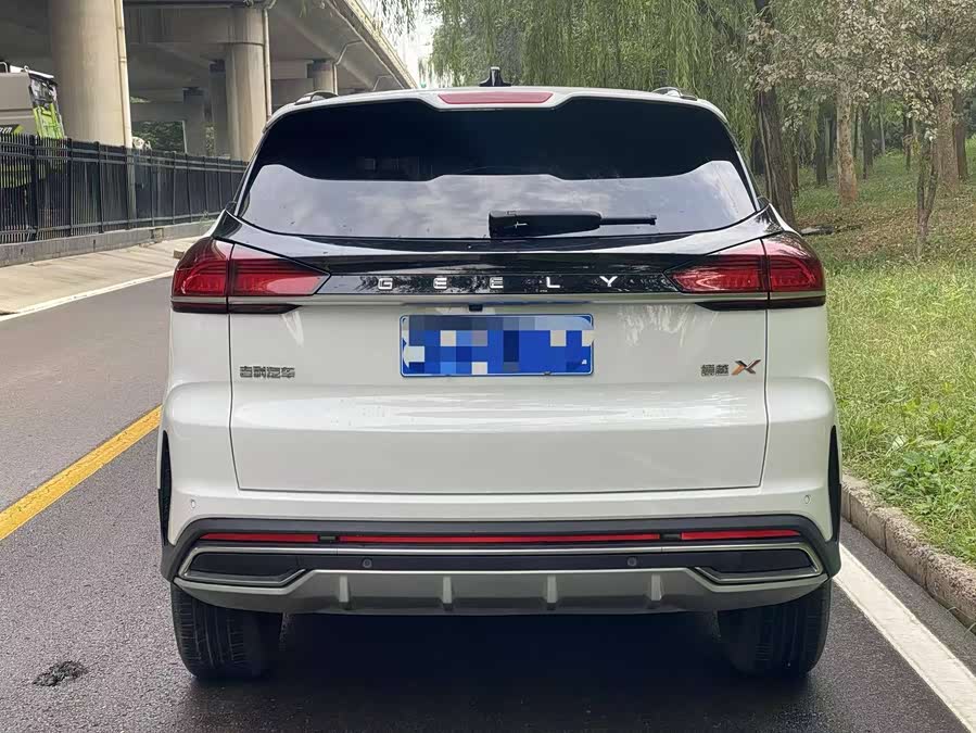 GEELY Boyue 2022 car image #12