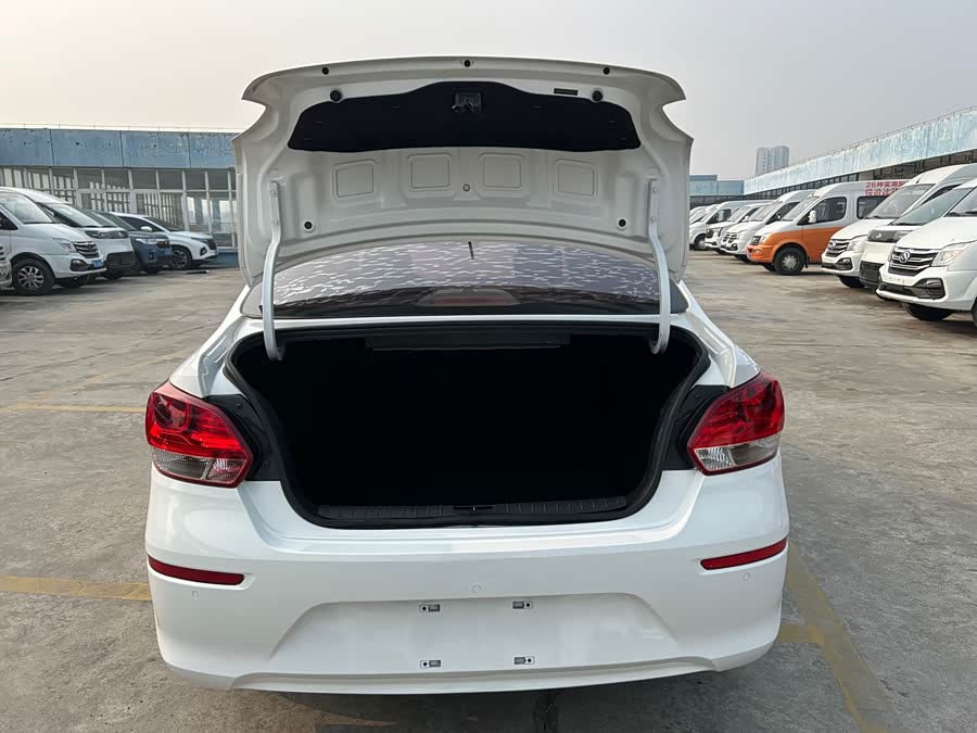 起亚 焕驰 2017 汽车图片 #12