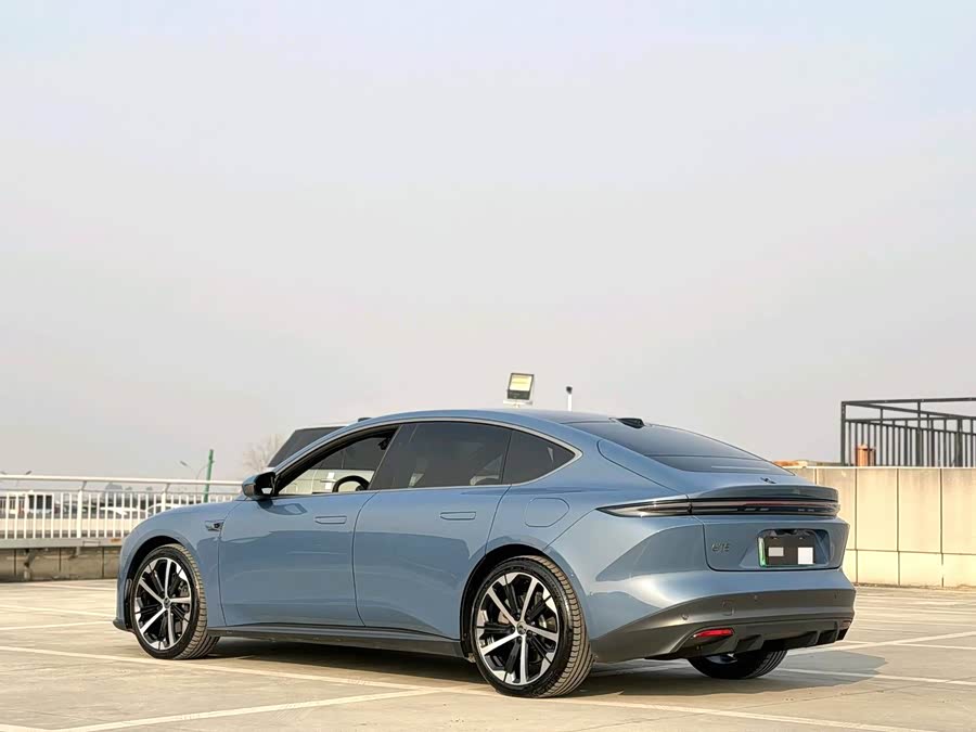 NIO ET5 2023 #12 NIO ET5 2023 car image #12