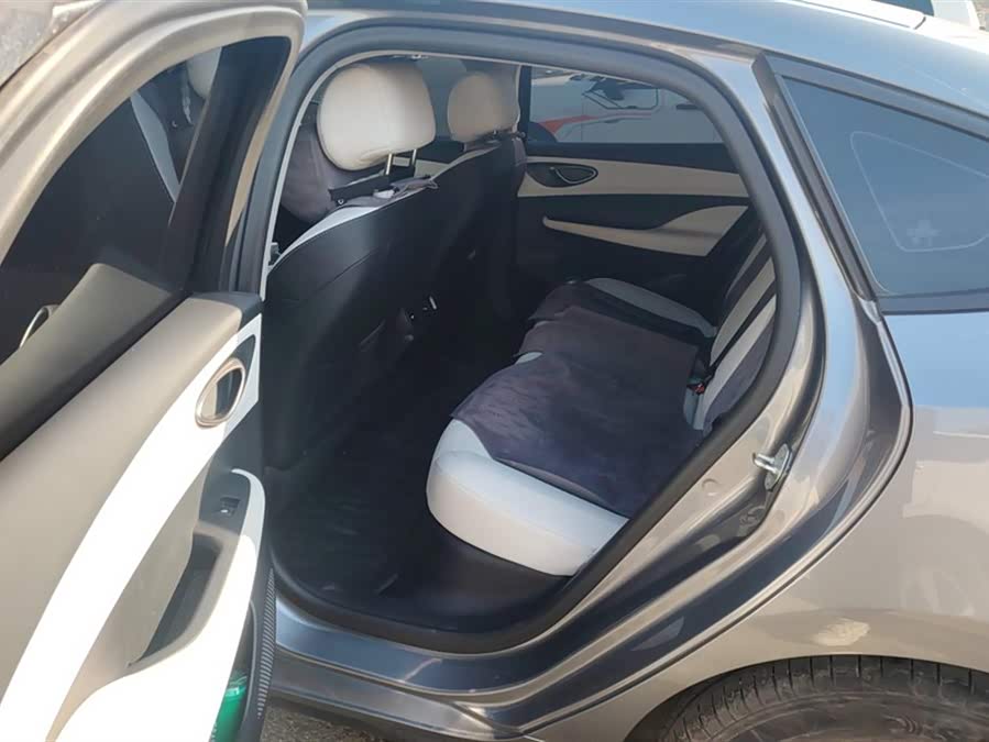 BYD Seal 05 DM-i 2025 car image #12