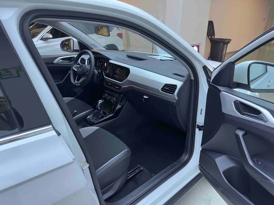 Volkswagen Tacqua 2023 car image #12