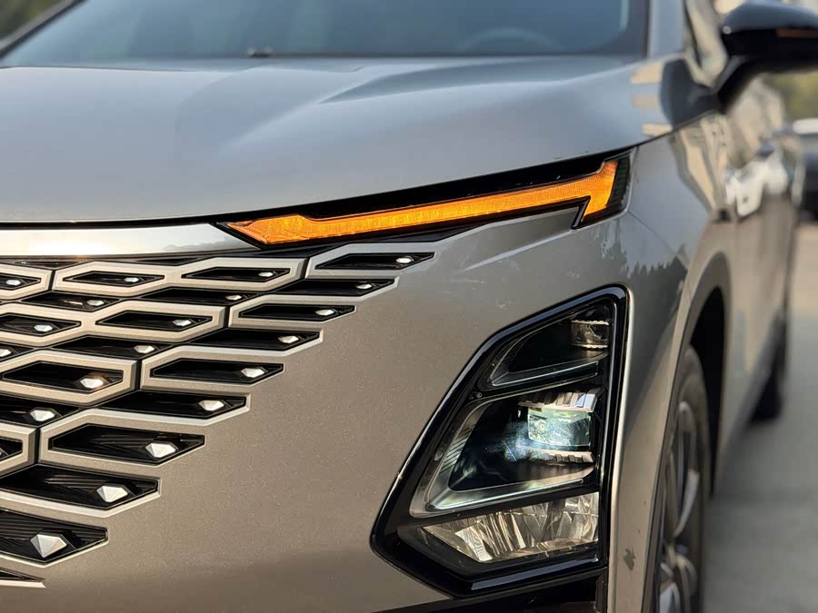 Chery Omoda 2022 car image #12