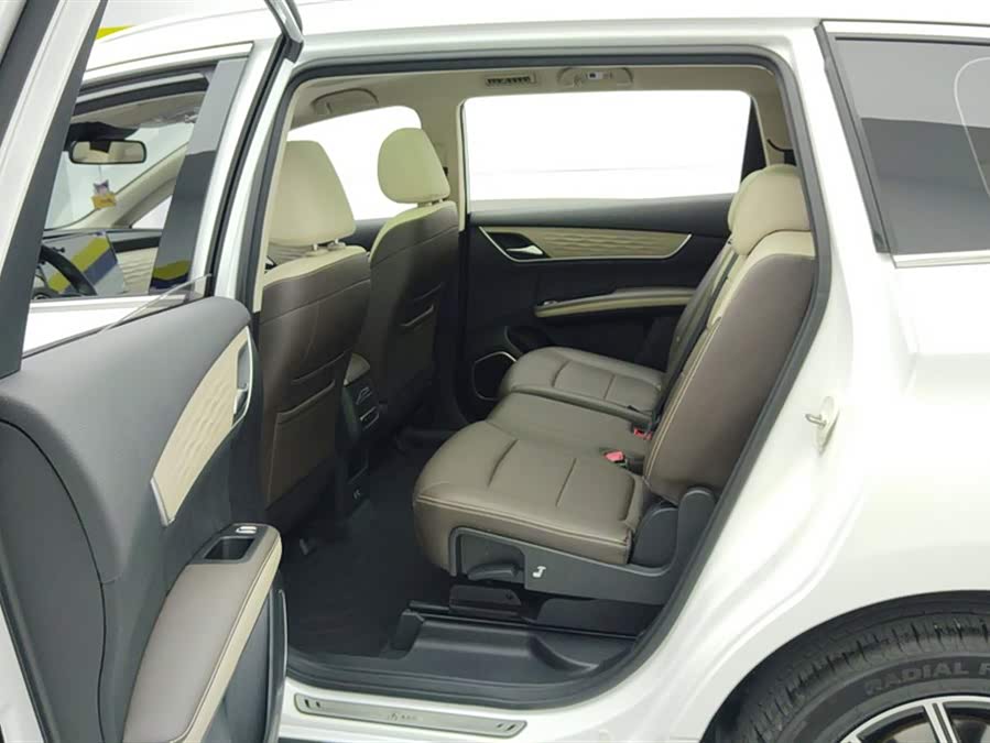 BYD Song MAX New Energy 2022 car image #12