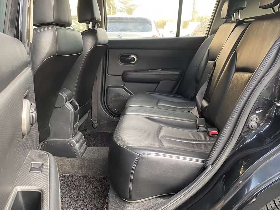 日产 骐达TIIDA 2010 汽车图片 #12