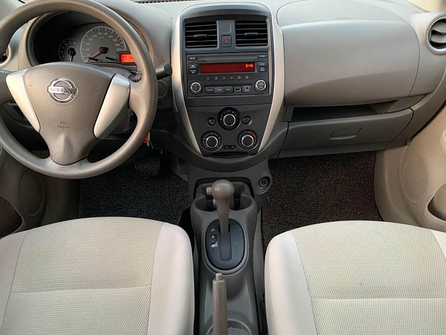Nissan Sunny 2018 #12 Nissan Sunny 2018 car image #12