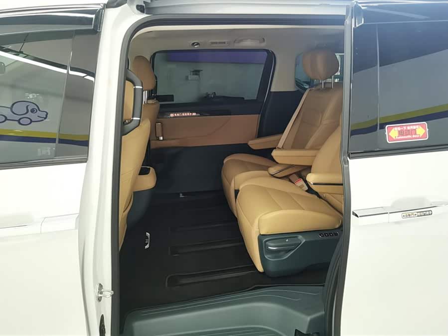 GAC Trumpchi E8 2024 car image #12