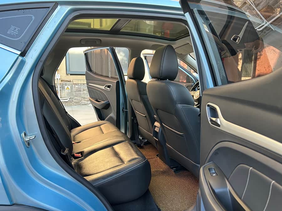 MG EZS Electric 2019 car image #12