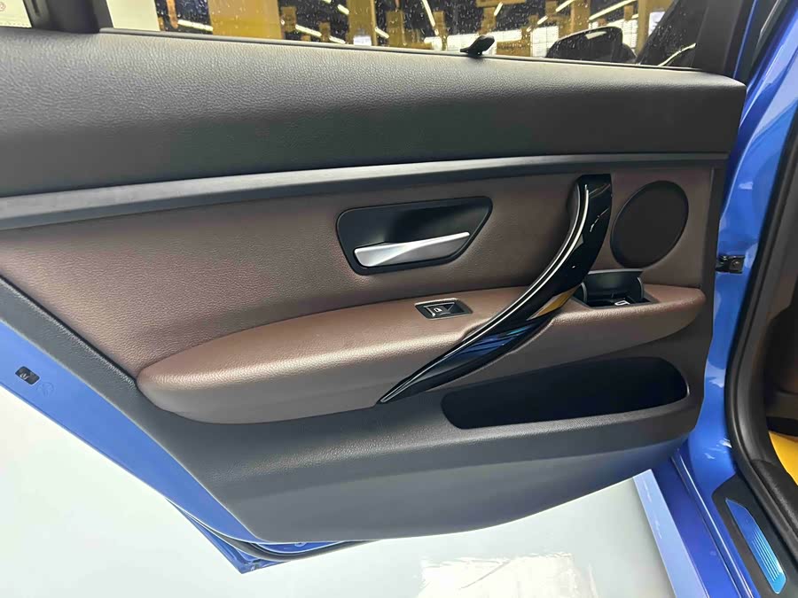 BMW 3 Series 2019 #12 BMW 3 Series 2019 car image #12