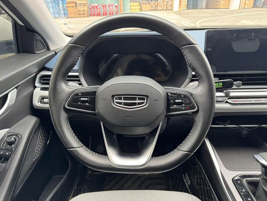 GEELY Emgrand 2021 car image #12