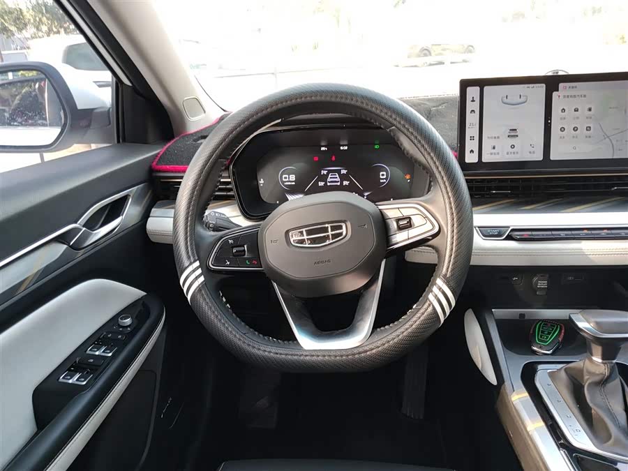 GEELY Emgrand L 2022 immagine di auto #12
