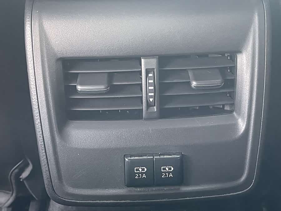 Toyota Avalon 2020 car image #12