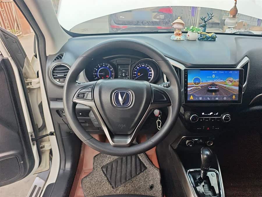 Changan CS15 2016 car image #12