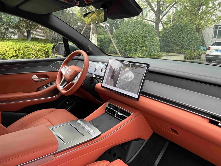 BYD Tang L 2025 immagine di auto #12