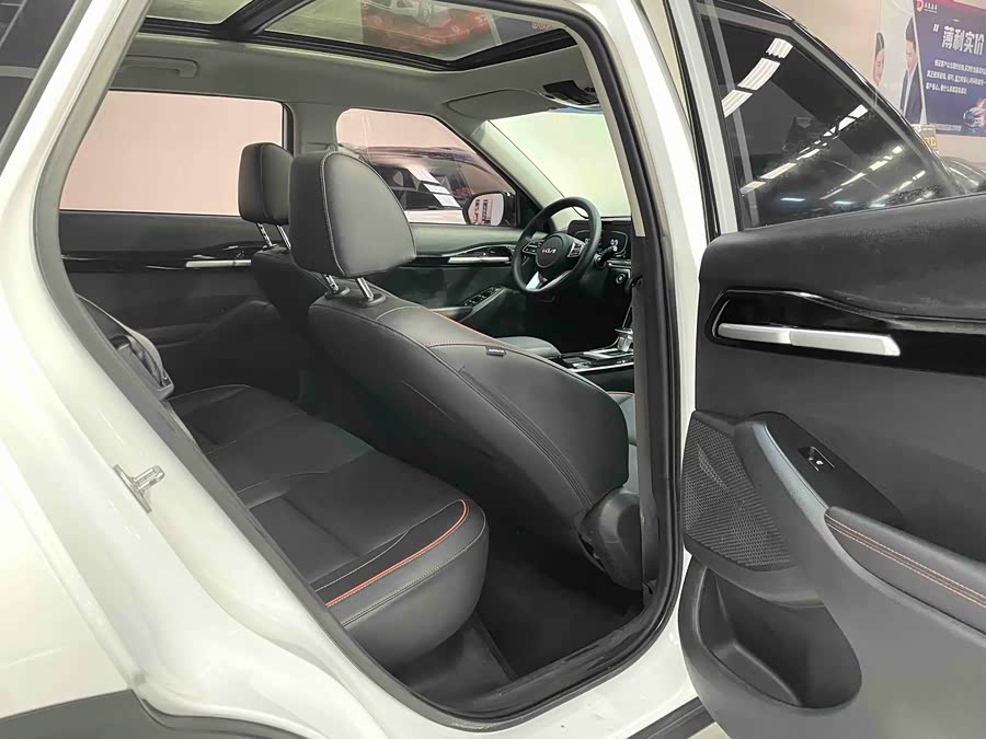 Kia Seltos 2023 #12 Kia Seltos 2023 car image #12