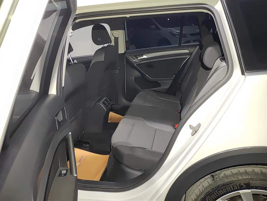 Volkswagen Golf (Imported) 2020 #12 Volkswagen Golf (Imported) 2020 immagine di auto #12